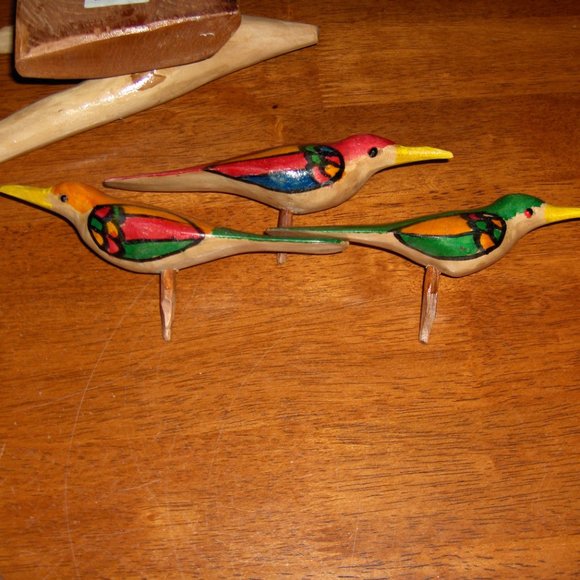 3 Handcrafted Birds with stand, Measure 6" Long - Picture 10 of 10